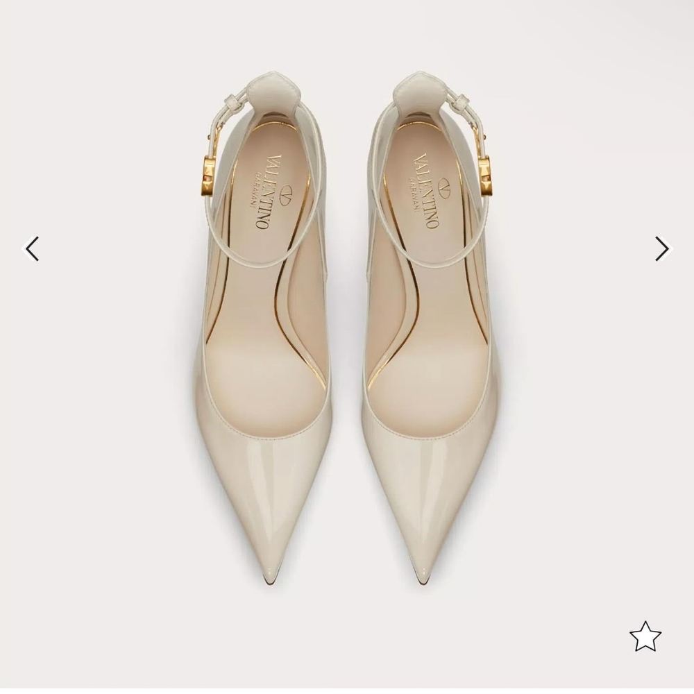 Valentino Garavani, Tan-go , size 35, white patent leather